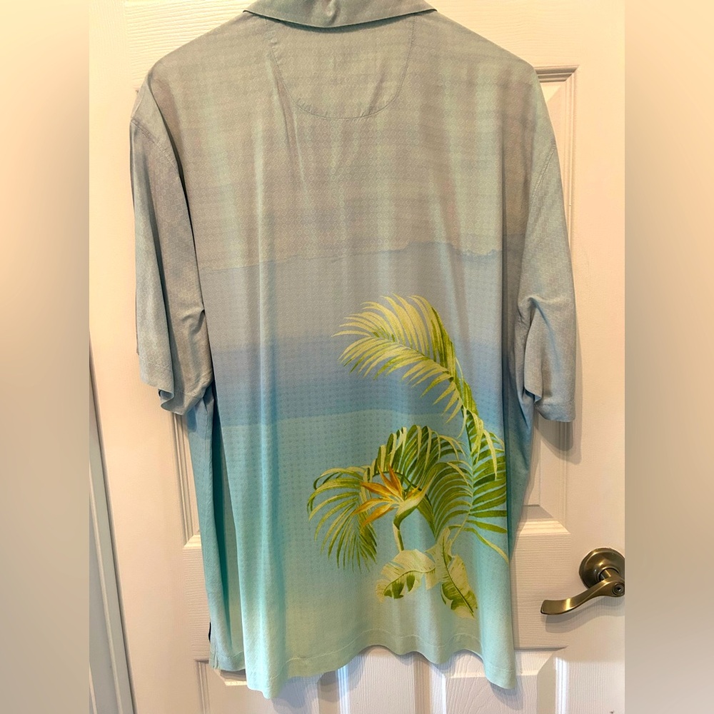 Tommy Bahama button down shirt in like new condition- size 2XL
